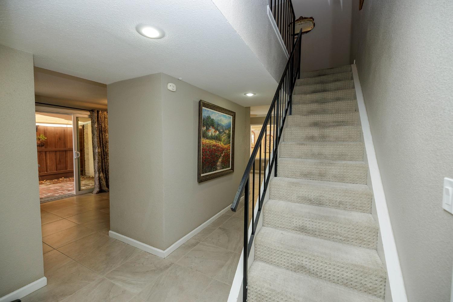 Detail Gallery Image 26 of 53 For 1102 Fawndale Ct, Modesto,  CA 95356 - 2 Beds | 2/1 Baths