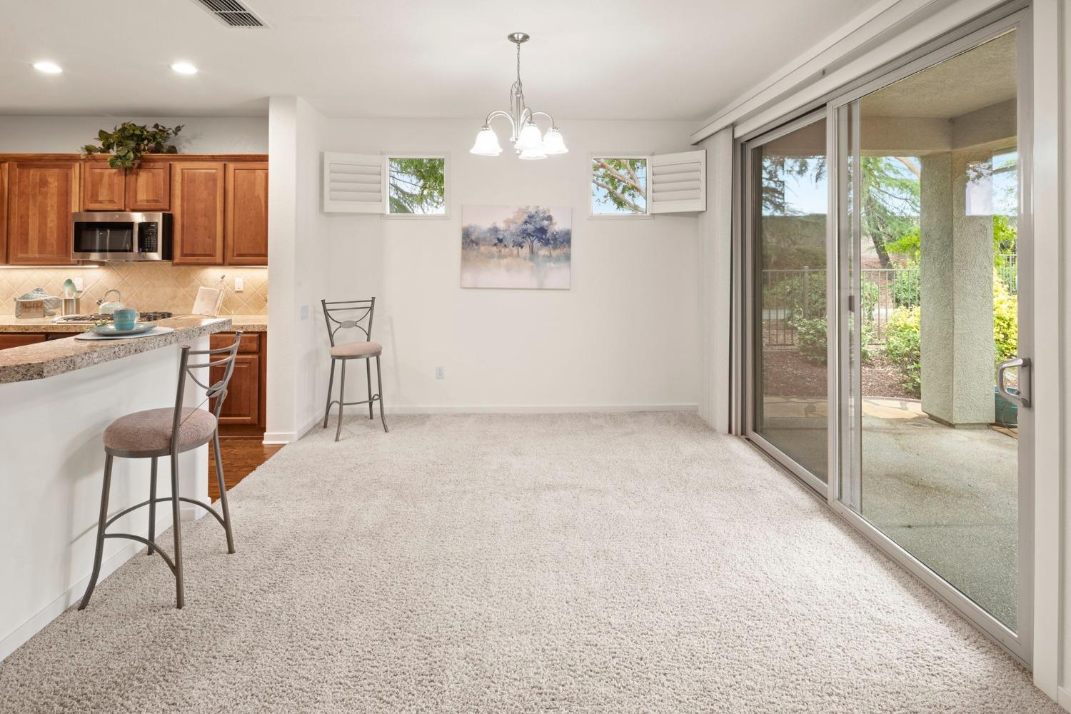 Detail Gallery Image 12 of 37 For 205 Farallon Ct, Lincoln,  CA 95648 - 2 Beds | 2 Baths