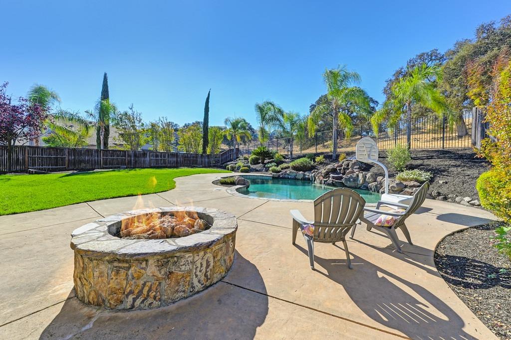 Detail Gallery Image 52 of 68 For 705 Chesterfield Way, Rocklin,  CA 95765 - 5 Beds | 4 Baths