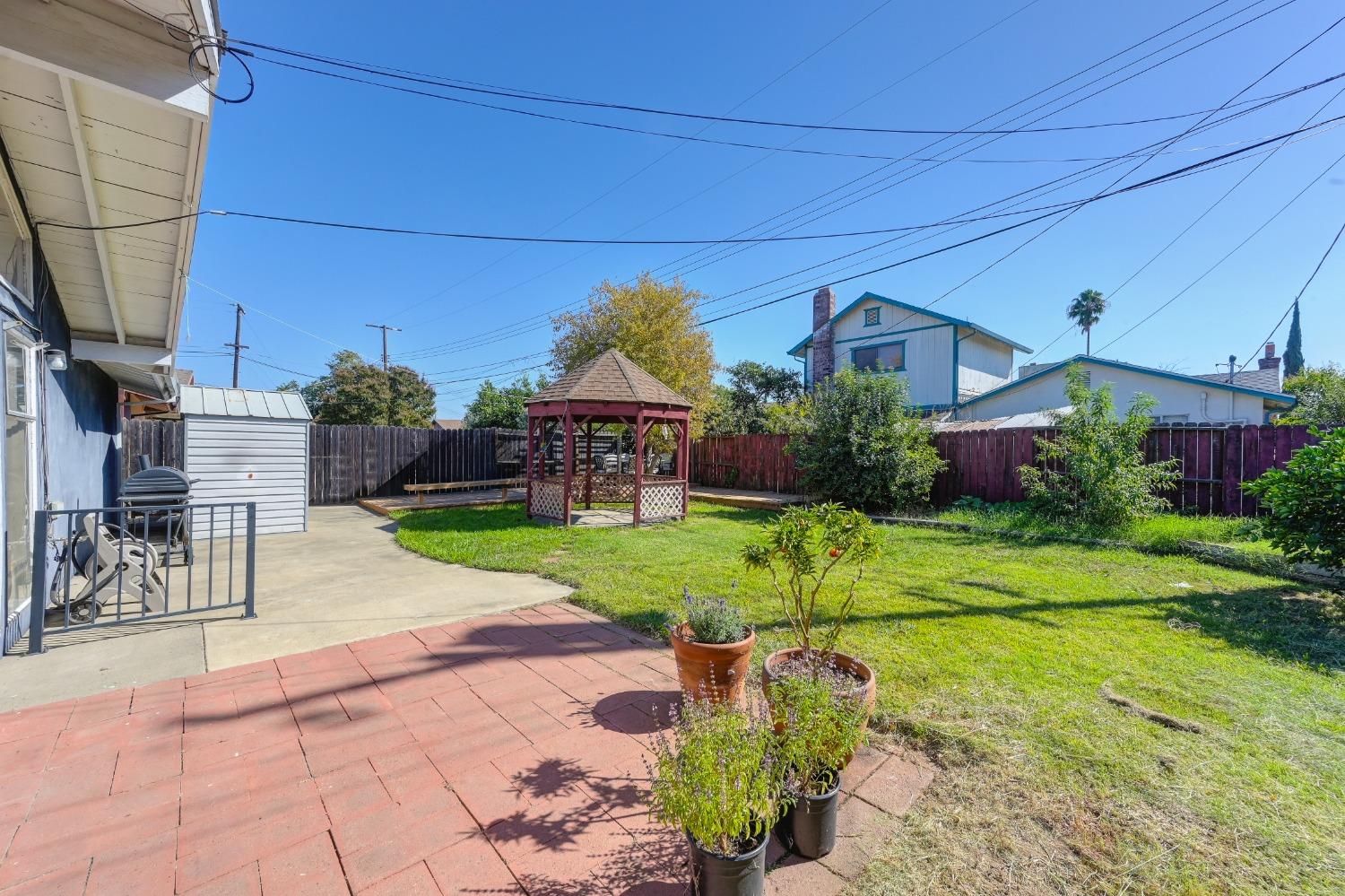 Detail Gallery Image 23 of 30 For 7810 25th Ave, Sacramento,  CA 95820 - 3 Beds | 1 Baths