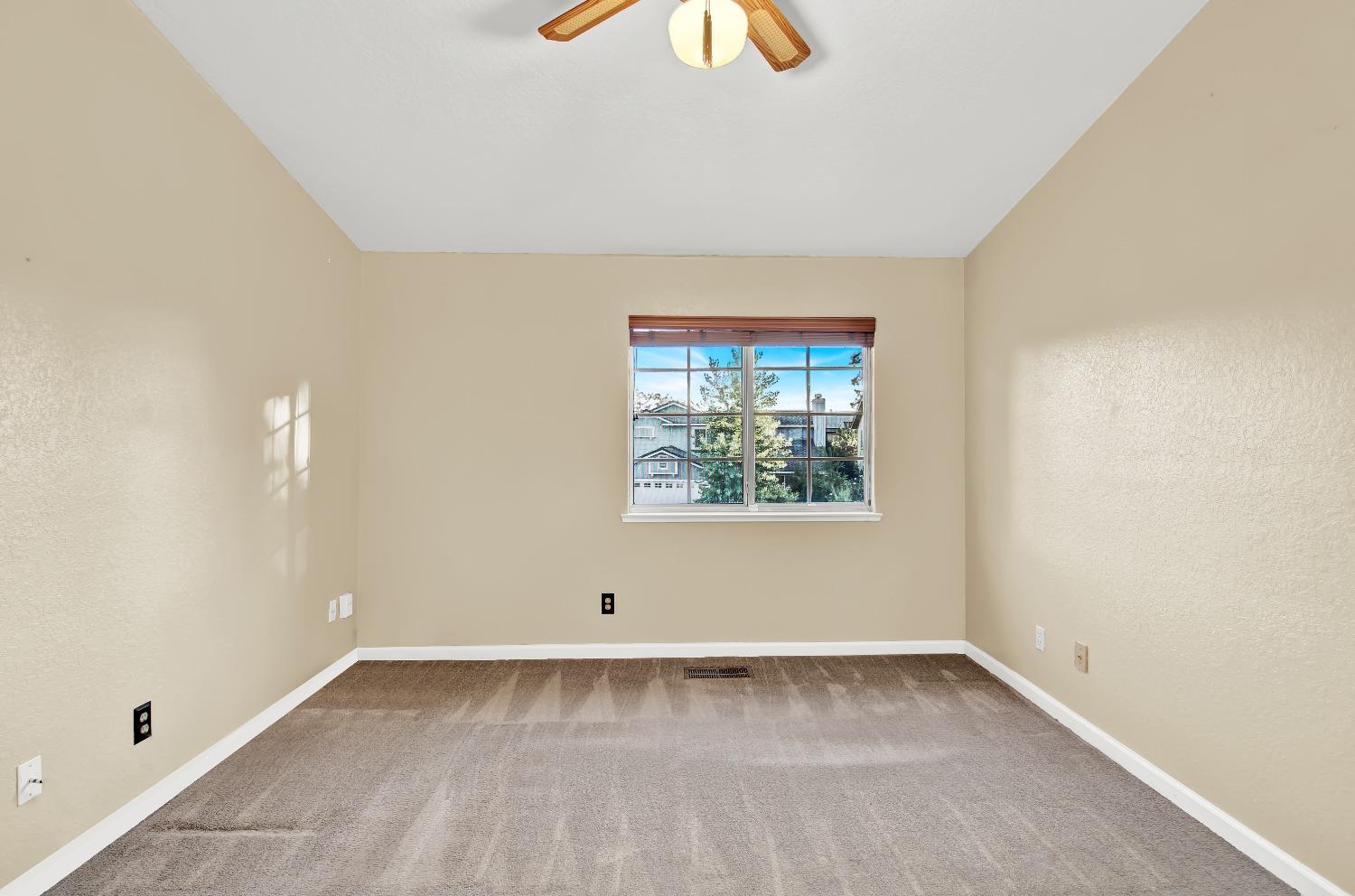 Detail Gallery Image 23 of 39 For 2621 Dardanelle Dr, Modesto,  CA 95355 - 3 Beds | 2/1 Baths