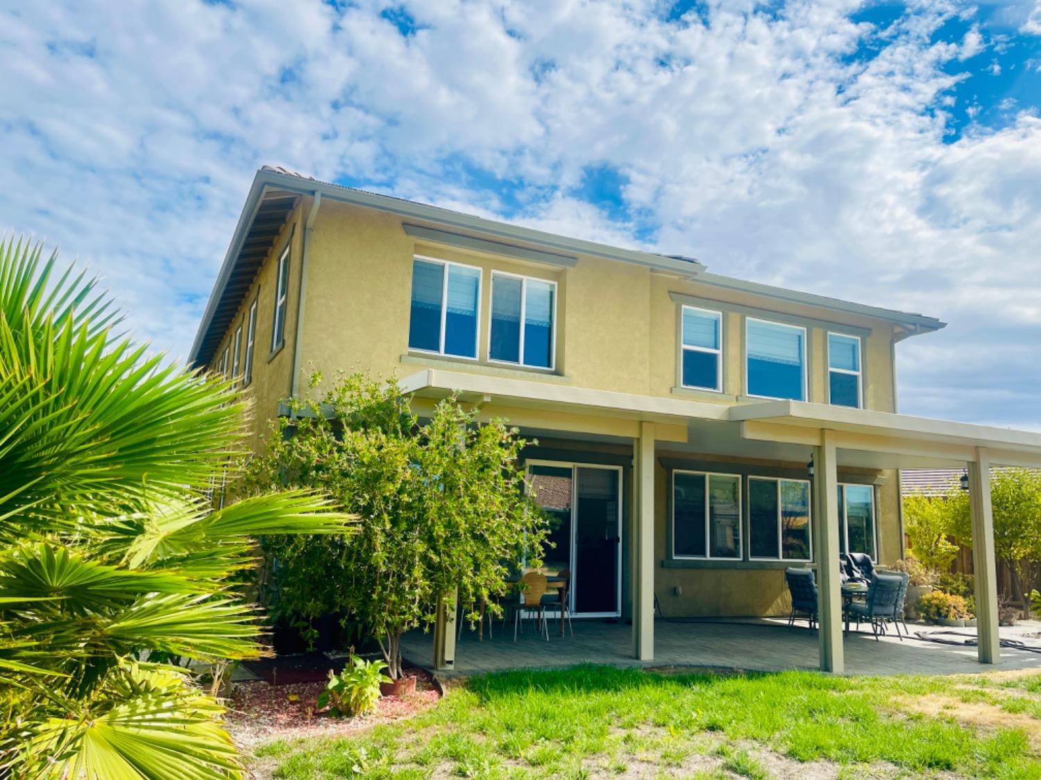 Detail Gallery Image 9 of 61 For 5552 Ventry Way, Antioch,  CA 94531 - 5 Beds | 4 Baths