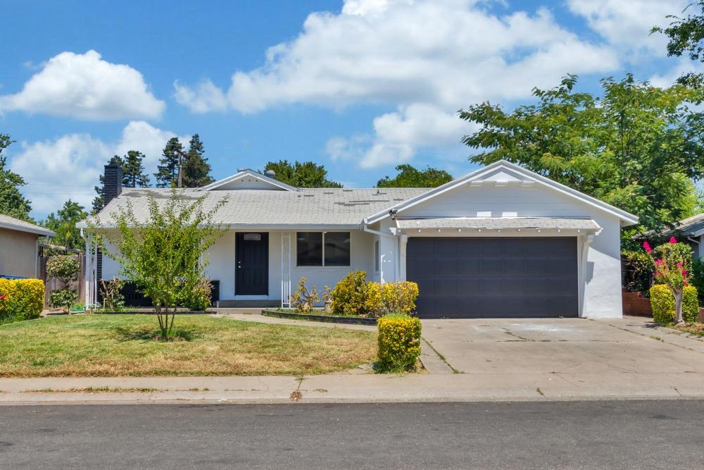 Detail Gallery Image 1 of 29 For 609 Norwich Ct, Sacramento,  CA 95833 - 3 Beds | 2 Baths