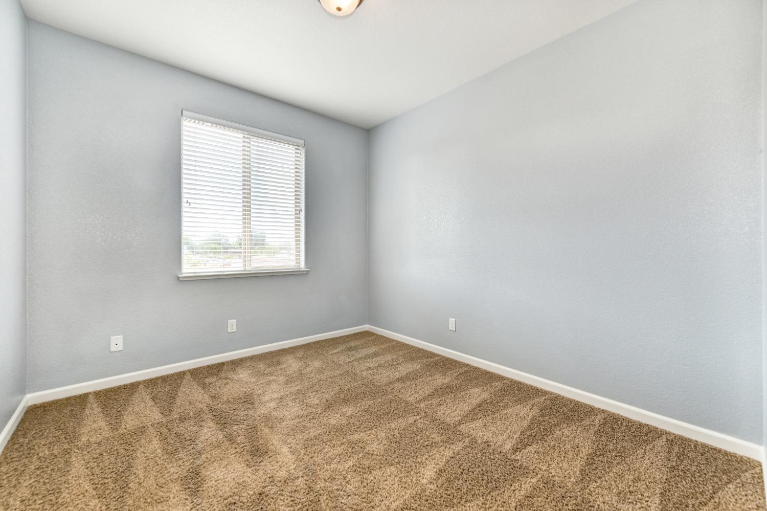 Detail Gallery Image 26 of 45 For 3605 Trentino St, Roseville,  CA 95747 - 3 Beds | 2/1 Baths