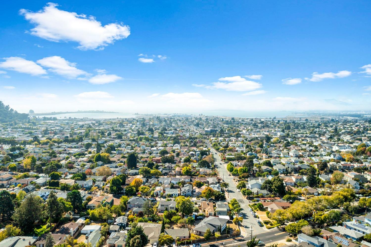 Colusa Avenue, El Cerrito, California image 4