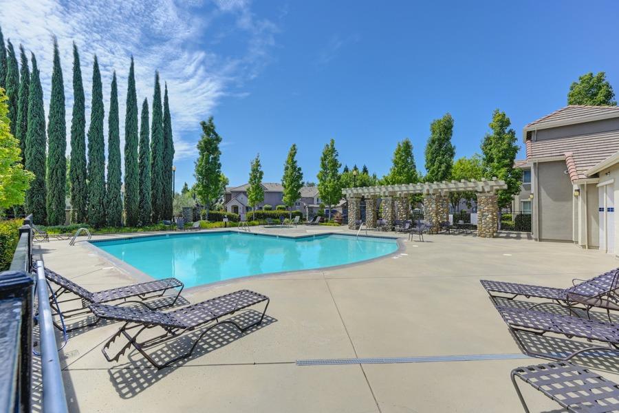 Detail Gallery Image 43 of 45 For 105 Esplanade Cir, Folsom,  CA 95630 - 2 Beds | 2/1 Baths