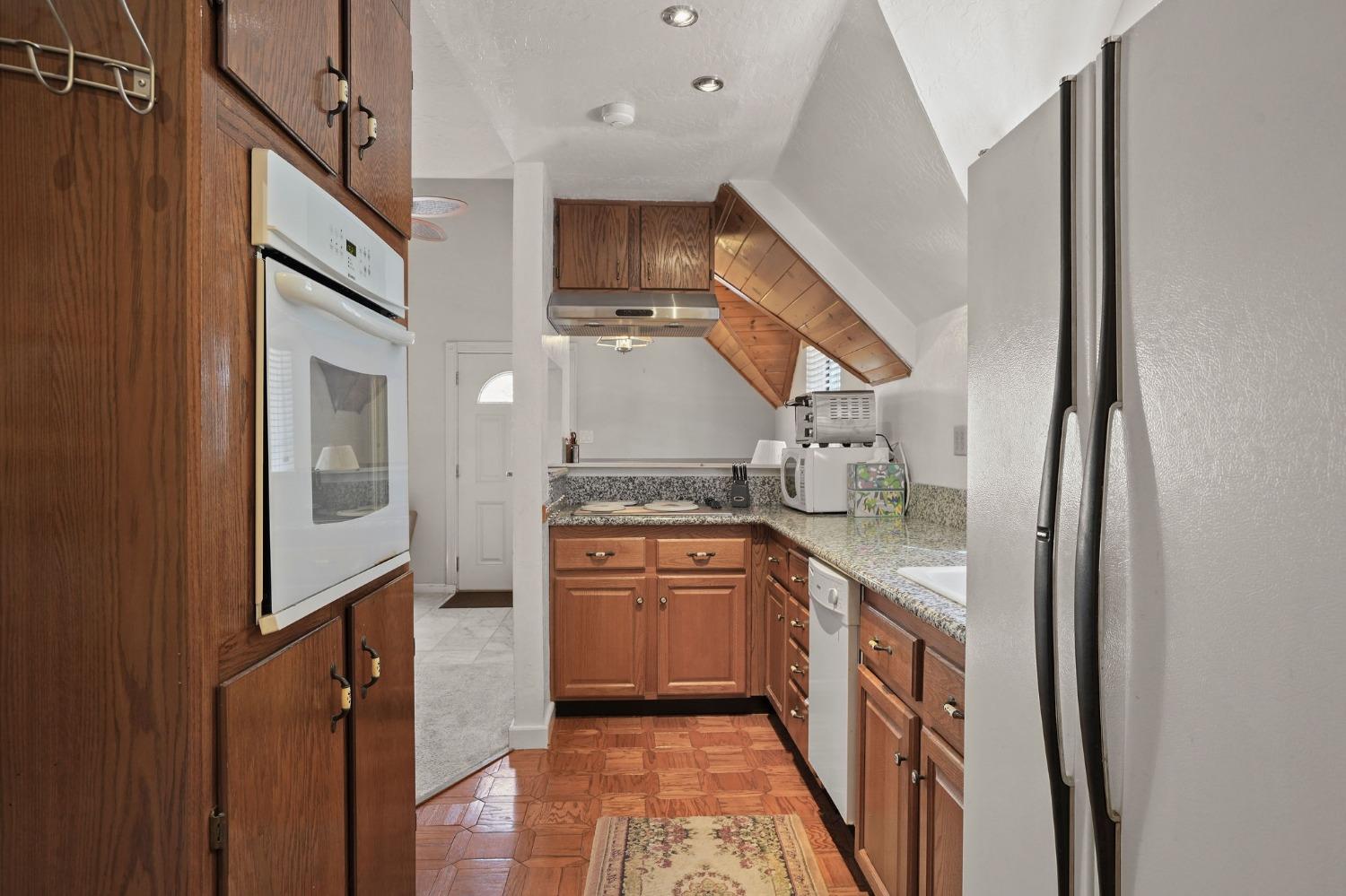 Detail Gallery Image 62 of 67 For 455 Blackwood St, Sacramento,  CA 95815 - 4 Beds | 2 Baths