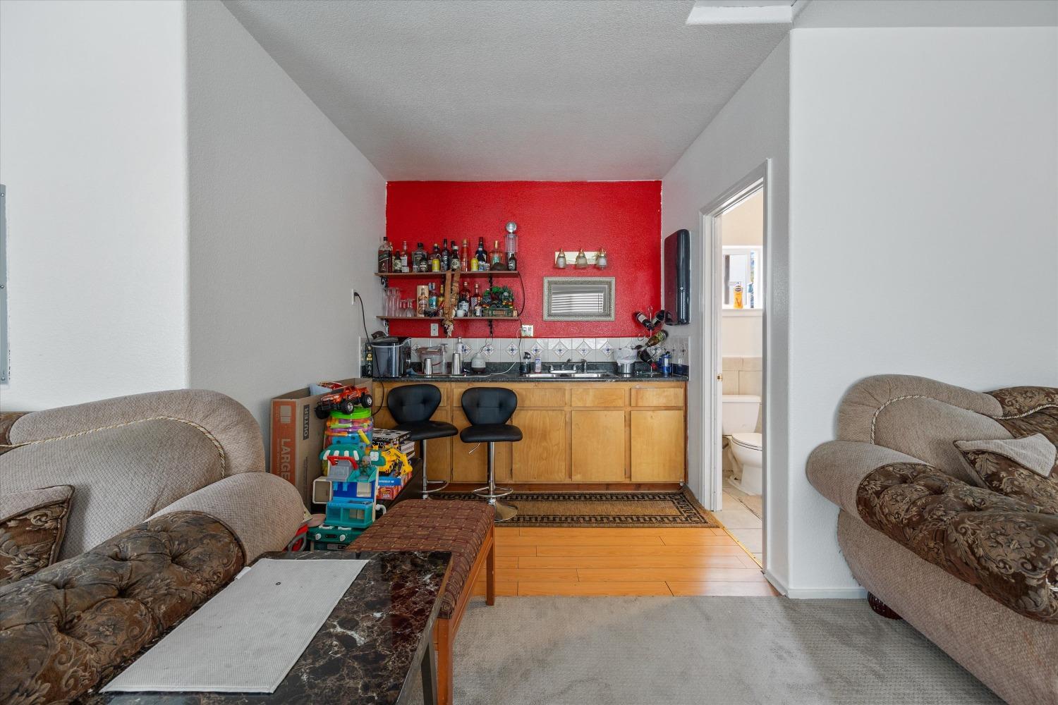 Detail Gallery Image 12 of 20 For 1435 Arcade Blvd, Sacramento,  CA 95815 - 2 Beds | 2 Baths