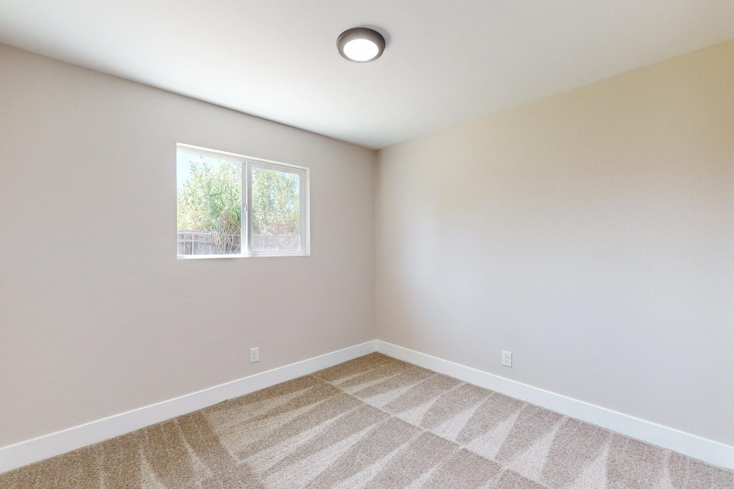 Detail Gallery Image 17 of 43 For 1550 Hickory Ln, Olivehurst,  CA 95961 - 3 Beds | 1 Baths