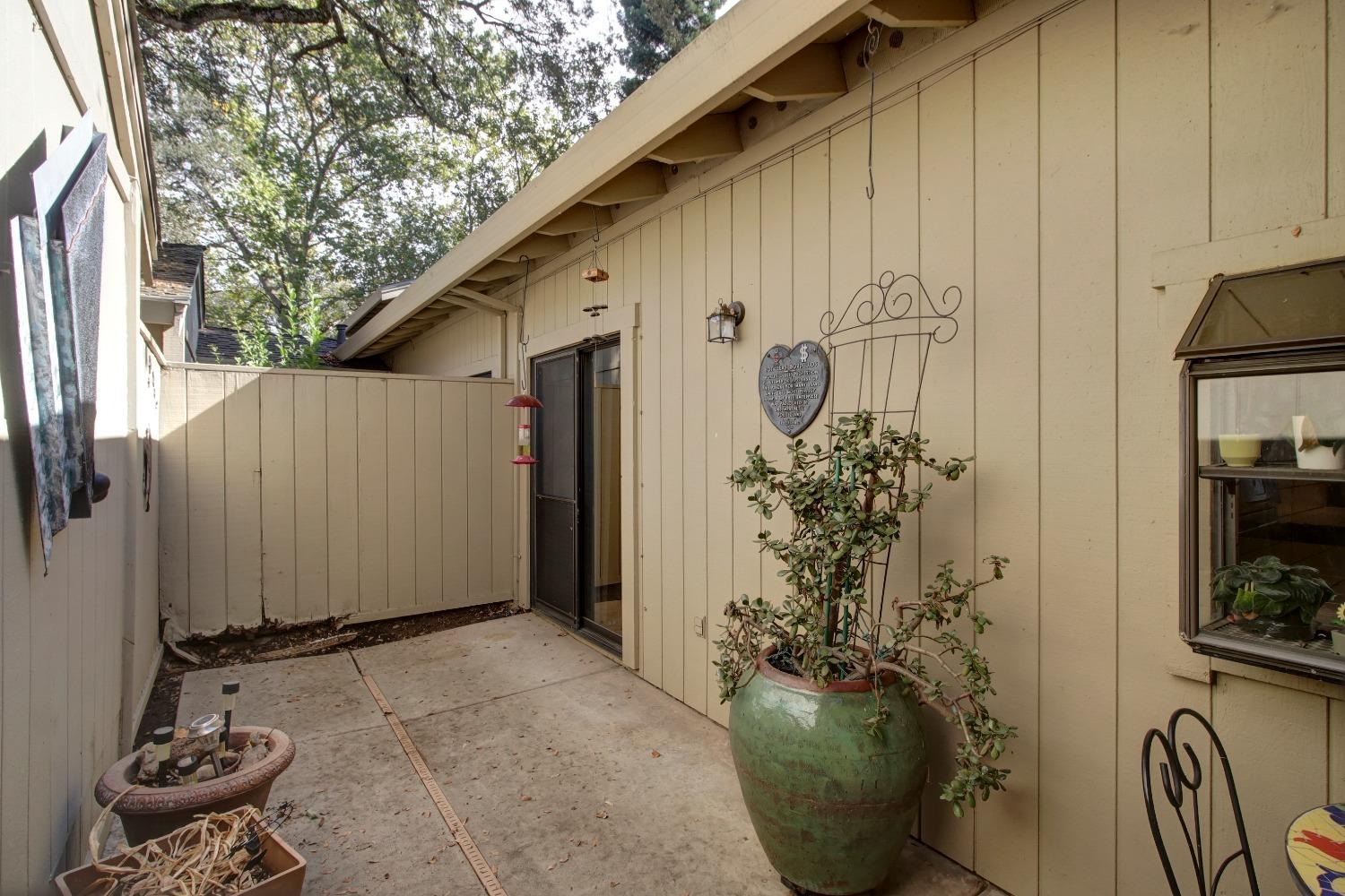 Detail Gallery Image 45 of 47 For 105 Morning Dove Ln, Folsom,  CA 95630 - 3 Beds | 2 Baths