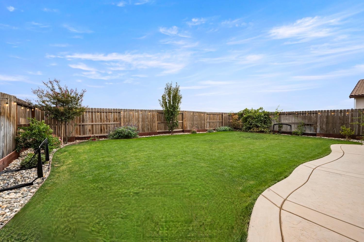 Detail Gallery Image 9 of 73 For 12692 Scholarly Way, Rancho Cordova,  CA 95742 - 4 Beds | 3 Baths