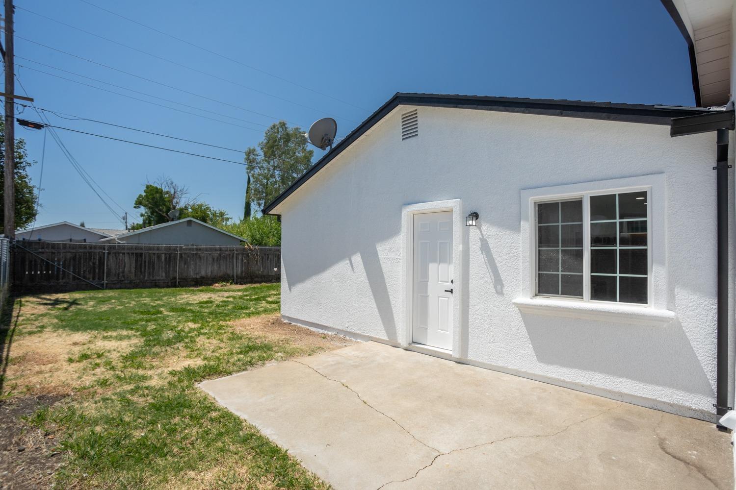 Detail Gallery Image 30 of 43 For 1550 Hickory Ln, Olivehurst,  CA 95961 - 3 Beds | 1 Baths