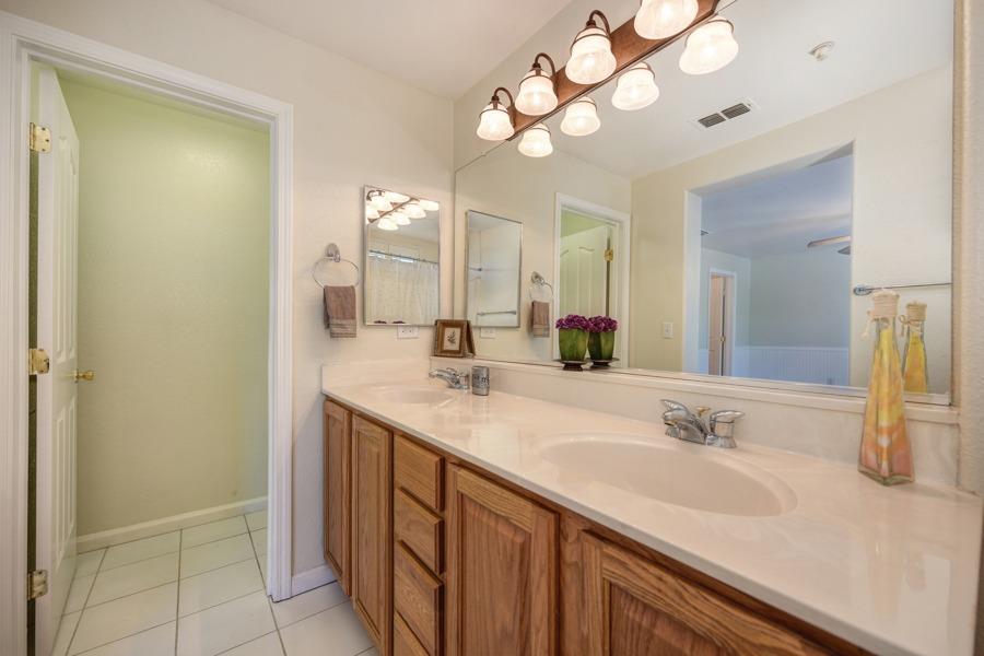 Detail Gallery Image 29 of 45 For 105 Esplanade Cir, Folsom,  CA 95630 - 2 Beds | 2/1 Baths