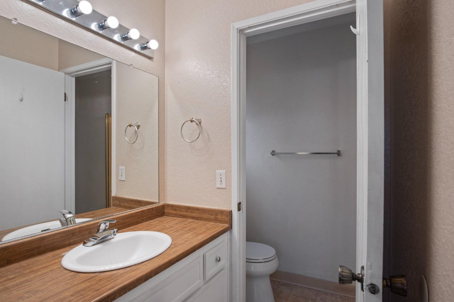 Detail Gallery Image 20 of 25 For 4000 Fara Biundo Dr #43,  Modesto,  CA 95355 - 2 Beds | 2 Baths