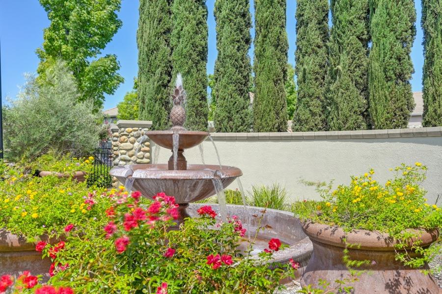 Detail Gallery Image 41 of 45 For 105 Esplanade Cir, Folsom,  CA 95630 - 2 Beds | 2/1 Baths