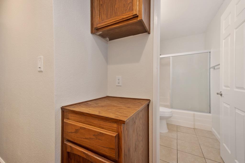 Detail Gallery Image 20 of 33 For 7413 Auburn Oaks Ct #I,  Citrus Heights,  CA 95621 - 2 Beds | 2 Baths