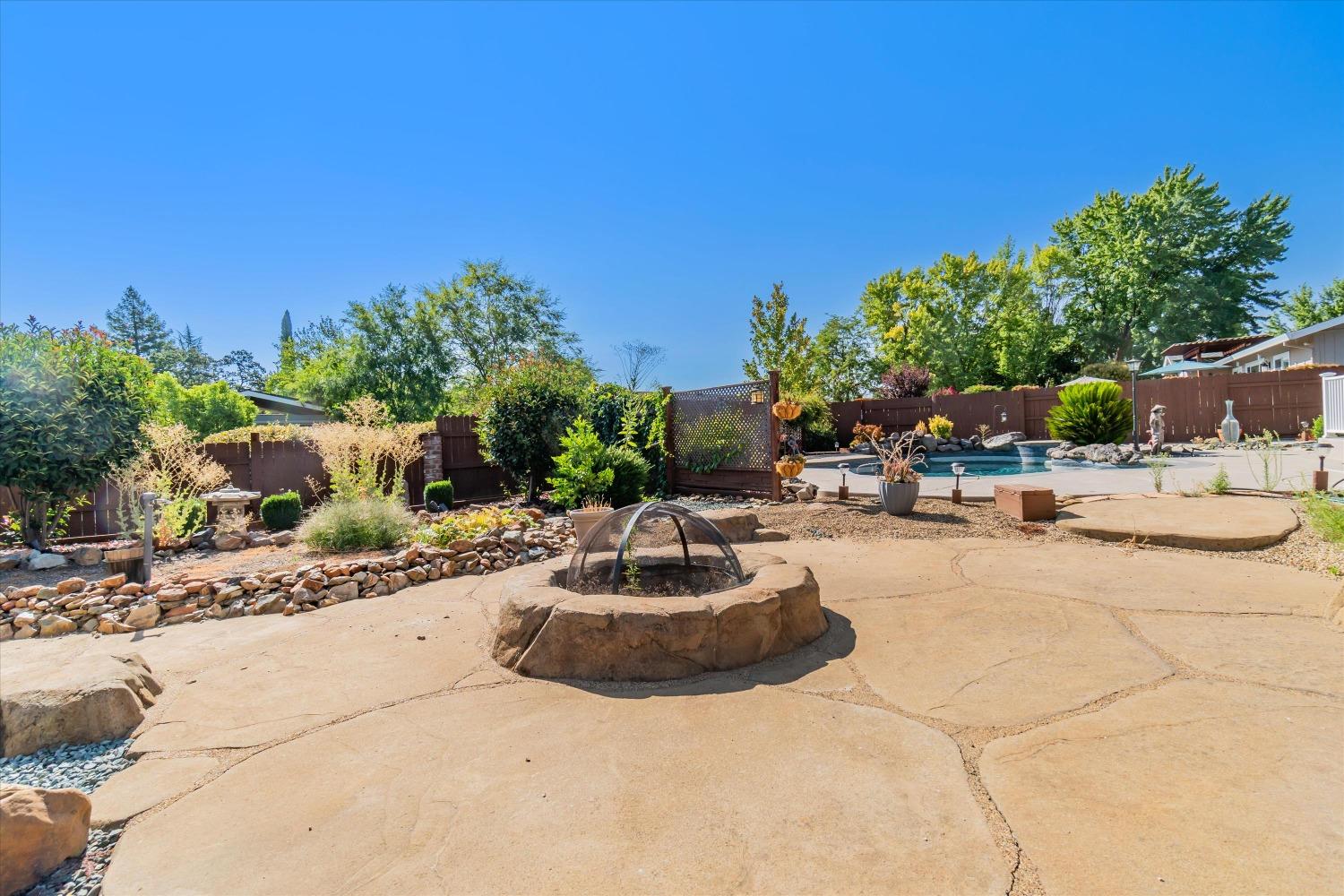 Detail Gallery Image 39 of 41 For 2855 Canterbury Cir, El Dorado Hills,  CA 95762 - 4 Beds | 2 Baths