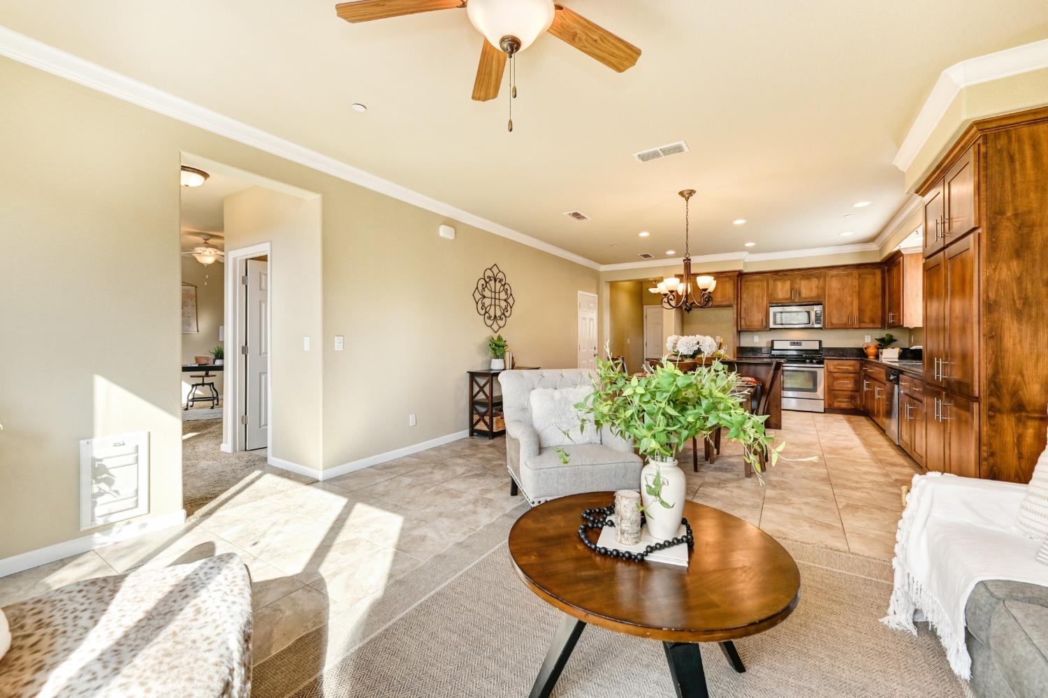 Detail Gallery Image 17 of 45 For 3605 Trentino St, Roseville,  CA 95747 - 3 Beds | 2/1 Baths