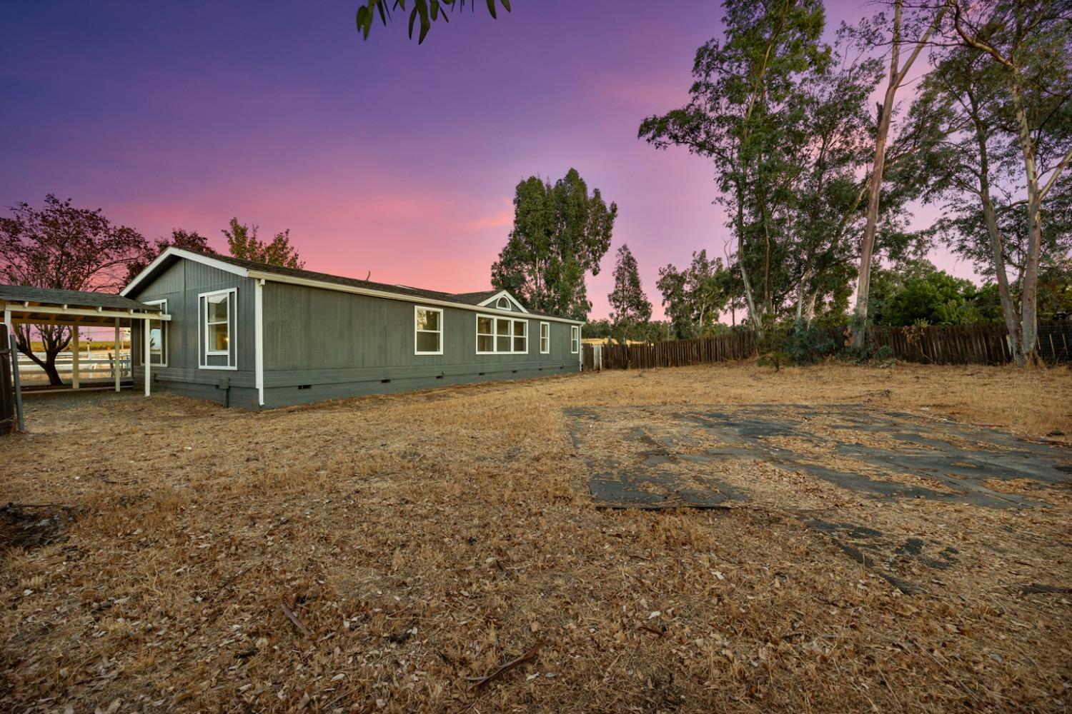 Detail Gallery Image 4 of 51 For 13664 Clay East Rd, Herald,  CA 95638 - 3 Beds | 2 Baths