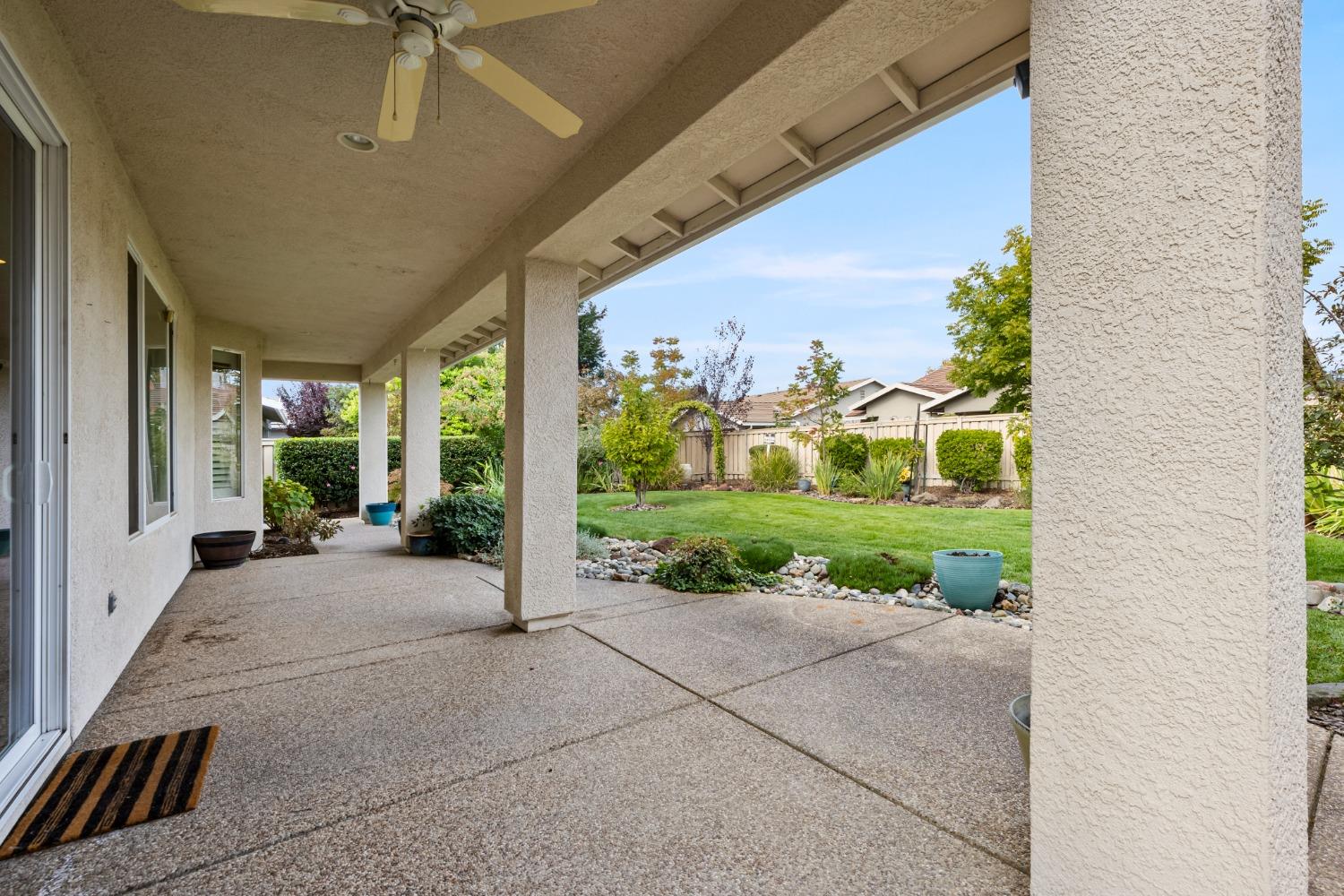 Detail Gallery Image 33 of 37 For 1308 Lasso Lake Ln, Lincoln,  CA 95648 - 2 Beds | 2 Baths