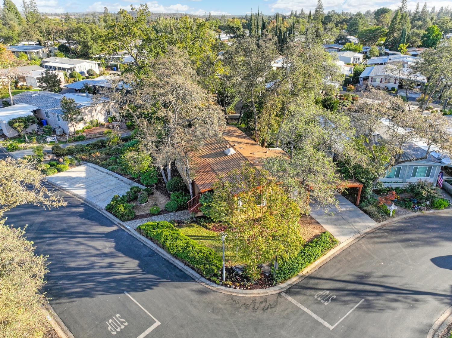 Detail Gallery Image 32 of 38 For 201 Rockglen Road, Folsom,  CA 95630 - 2 Beds | 2 Baths