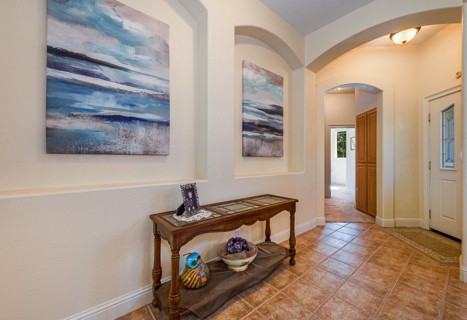 Detail Gallery Image 15 of 61 For 1932 Atwell St, Roseville,  CA 95747 - 3 Beds | 2/1 Baths