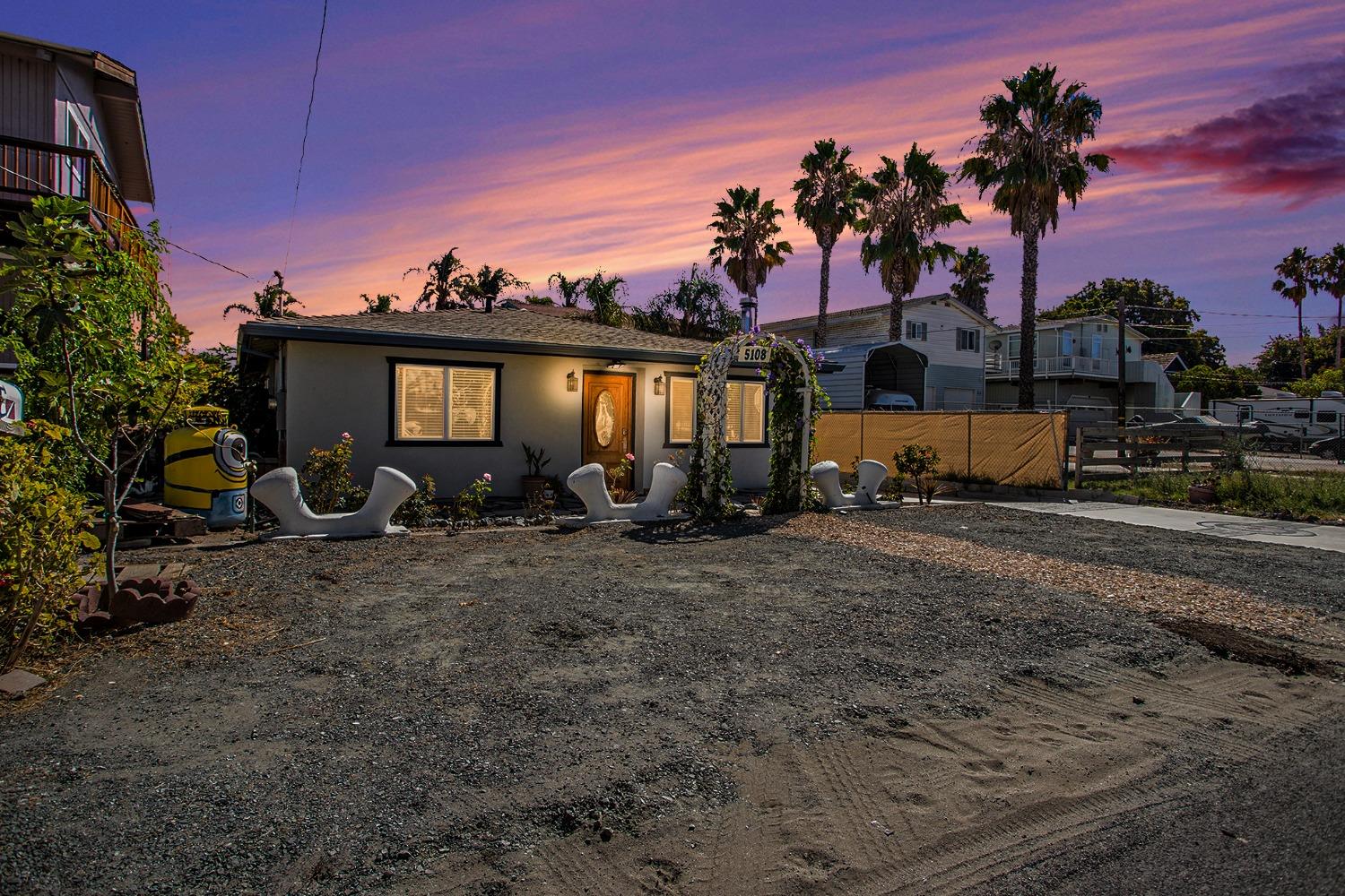 Sandmound Boulevard, Oakley, California image 49