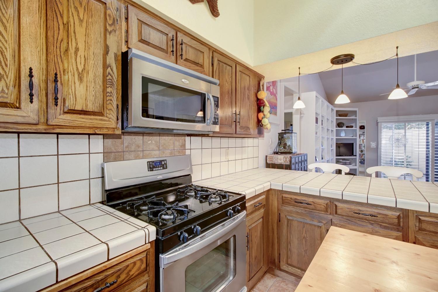 Detail Gallery Image 25 of 47 For 105 Morning Dove Ln, Folsom,  CA 95630 - 3 Beds | 2 Baths