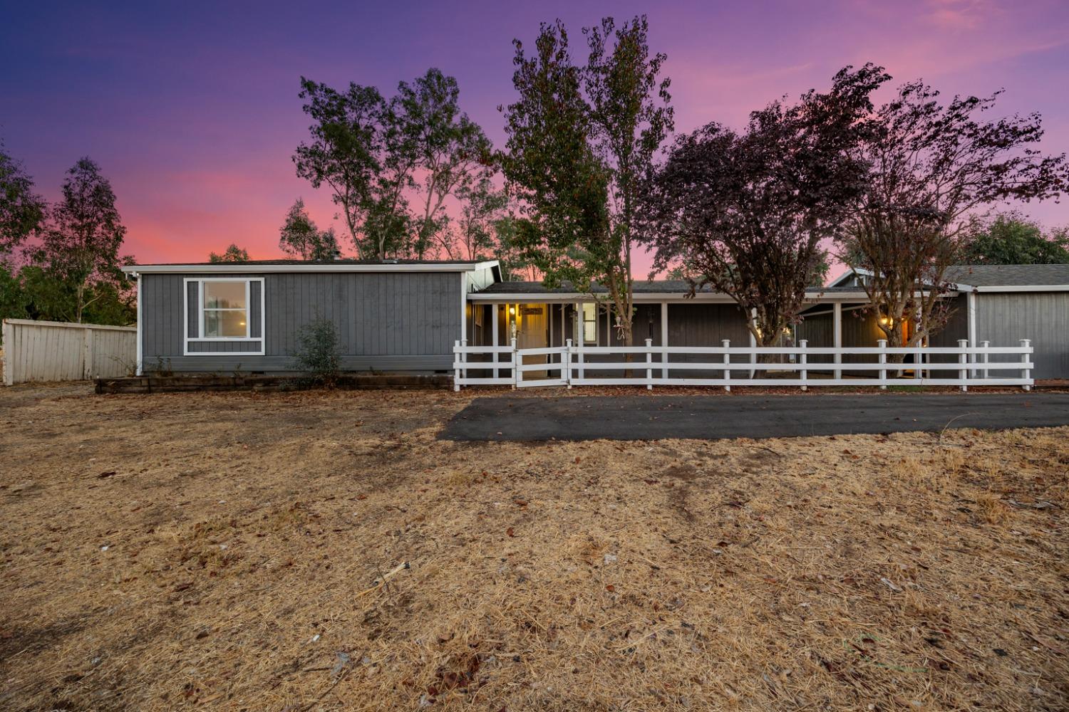 Detail Gallery Image 9 of 51 For 13664 Clay East Rd, Herald,  CA 95638 - 3 Beds | 2 Baths