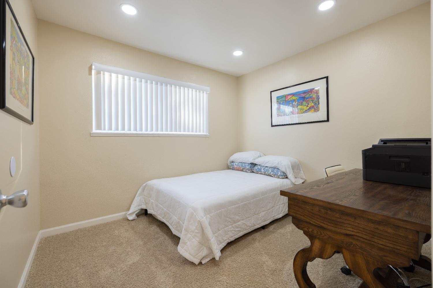 Detail Gallery Image 22 of 44 For 5650 Mariposa Ave, Citrus Heights,  CA 95610 - 3 Beds | 2 Baths