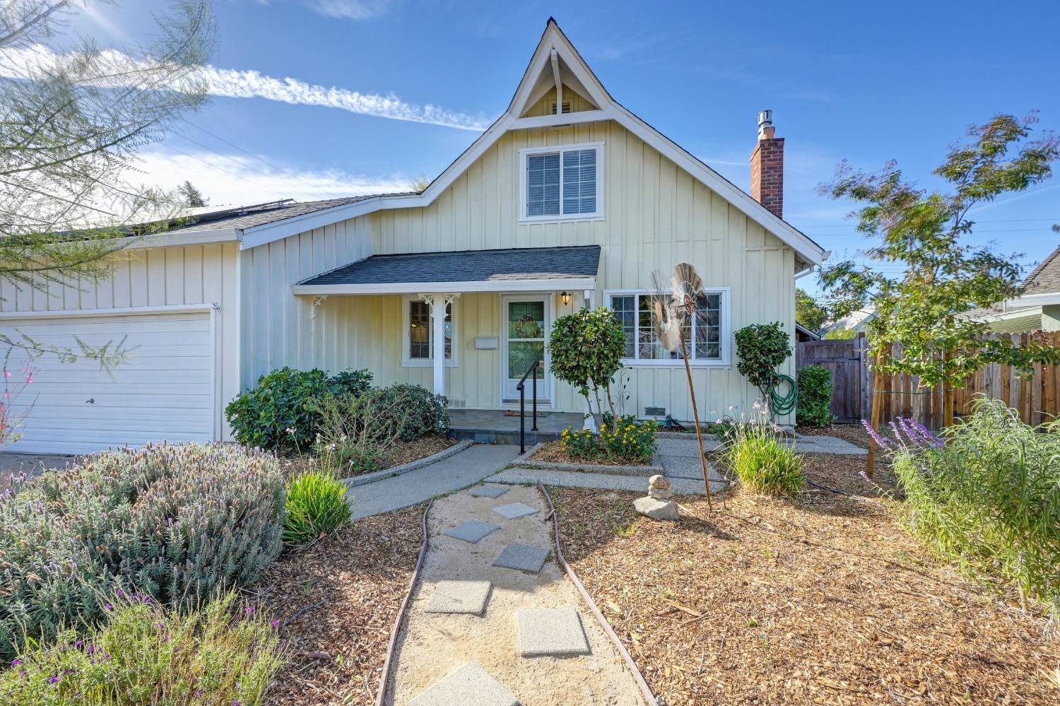 Detail Gallery Image 1 of 1 For 3155 Nordyke Dr, Sacramento,  CA 95833 - 3 Beds | 2 Baths