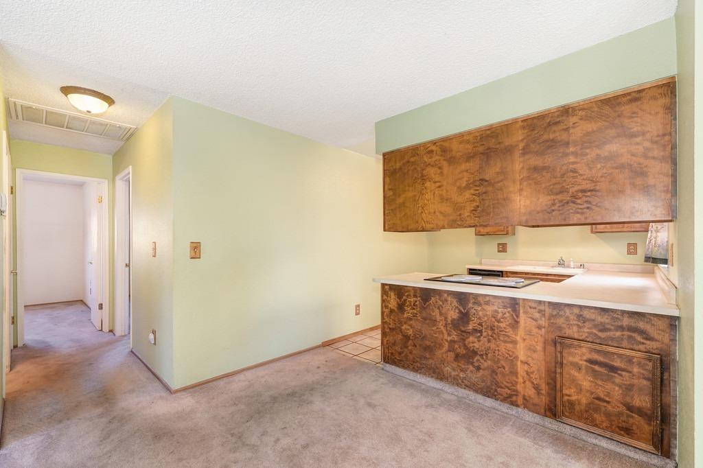 Detail Gallery Image 9 of 34 For 1095 Aspen Dr, Manteca,  CA 95336 - 2 Beds | 2 Baths