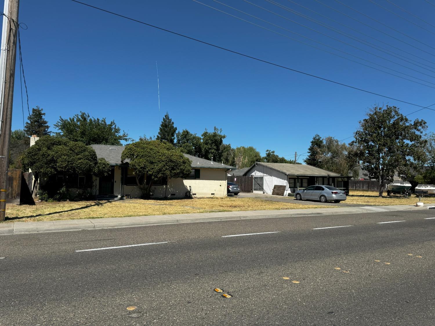 Detail Gallery Image 4 of 4 For 2907 N Walnut Rd, Turlock,  CA 95382 - 3 Beds | 2 Baths