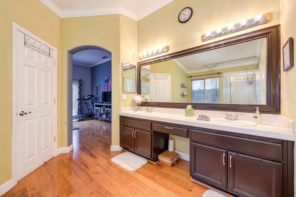 Detail Gallery Image 32 of 37 For 5418 Calabria Way, Sacramento,  CA 95835 - 4 Beds | 2 Baths