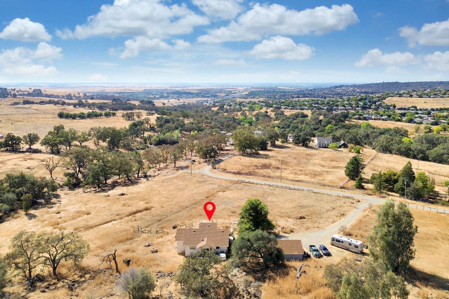 Detail Gallery Image 10 of 24 For 4181 Hawk View Rd, El Dorado Hills,  CA 95762 - 3 Beds | 2 Baths