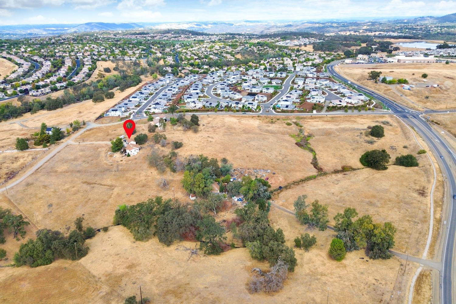 Detail Gallery Image 7 of 24 For 4181 Hawk View Rd, El Dorado Hills,  CA 95762 - 3 Beds | 2 Baths