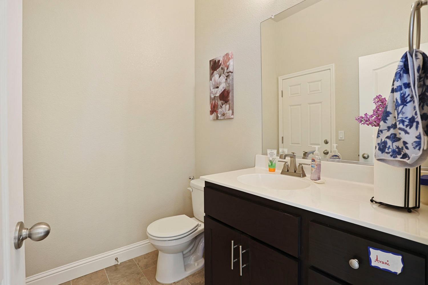 Detail Gallery Image 27 of 56 For 1988 N Ashley Way, Manteca,  CA 95336 - 4 Beds | 3/1 Baths