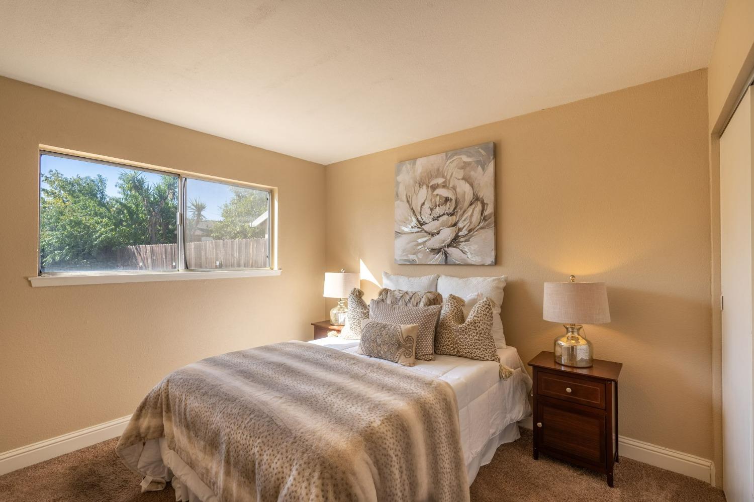 Detail Gallery Image 15 of 29 For 1032 Wawona St, Manteca,  CA 95337 - 4 Beds | 2 Baths