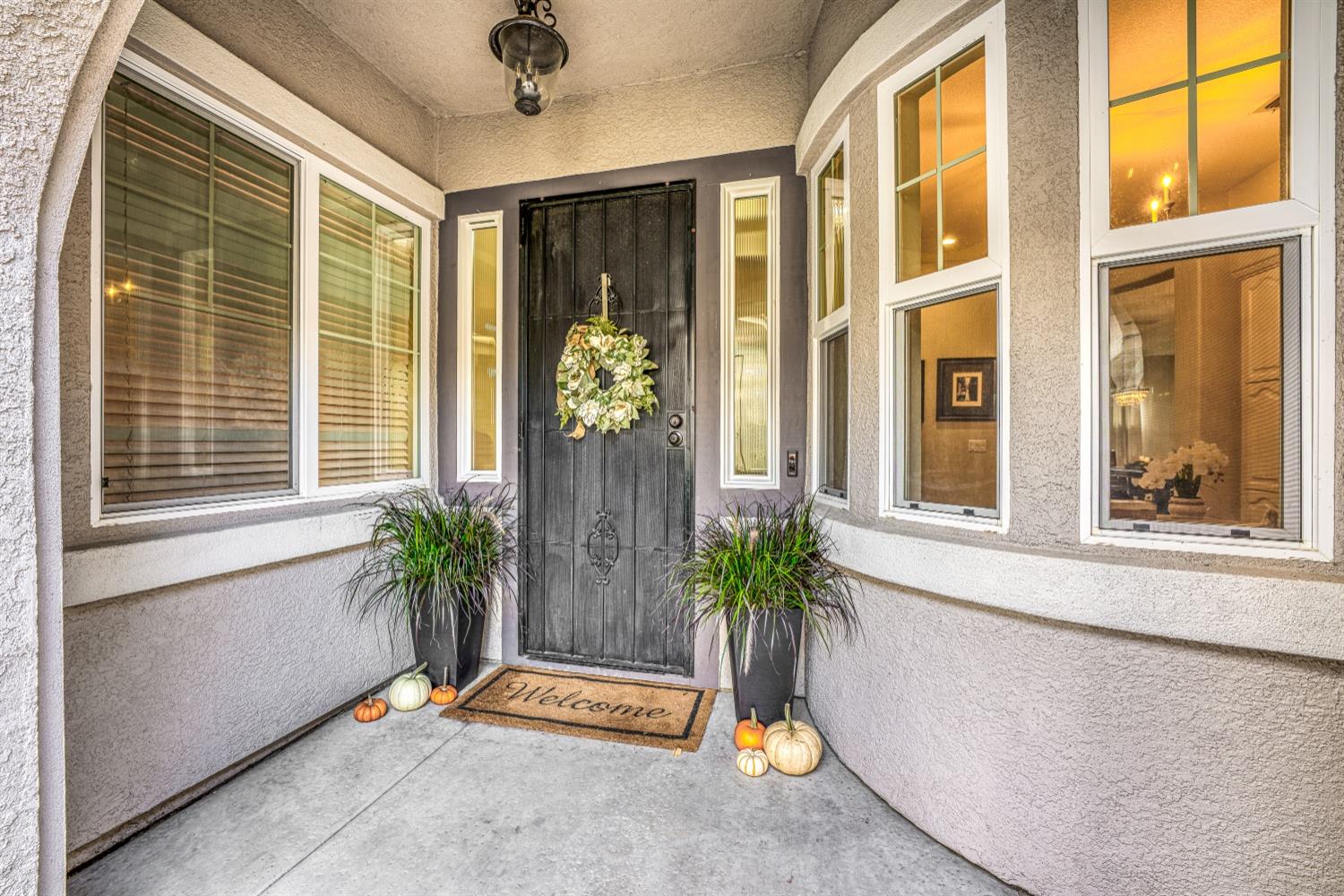 Detail Gallery Image 7 of 46 For 11050 Faber Way, Rancho Cordova,  CA 95670 - 4 Beds | 2 Baths