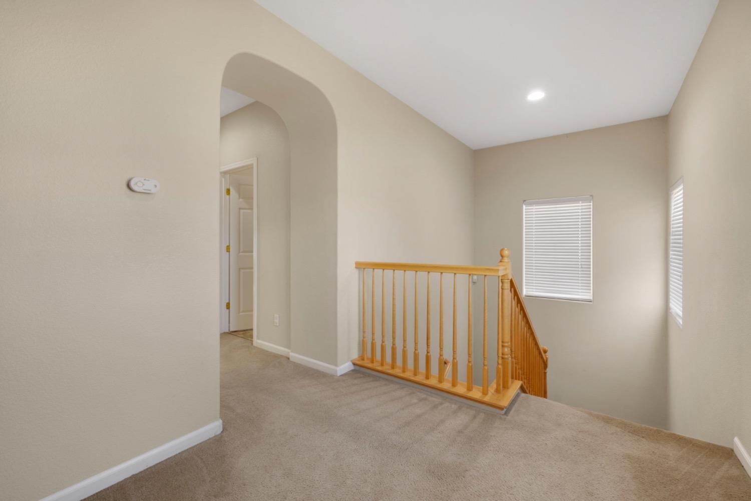 Detail Gallery Image 26 of 37 For 5802 Amnest Way, Sacramento,  CA 95835 - 3 Beds | 2/1 Baths