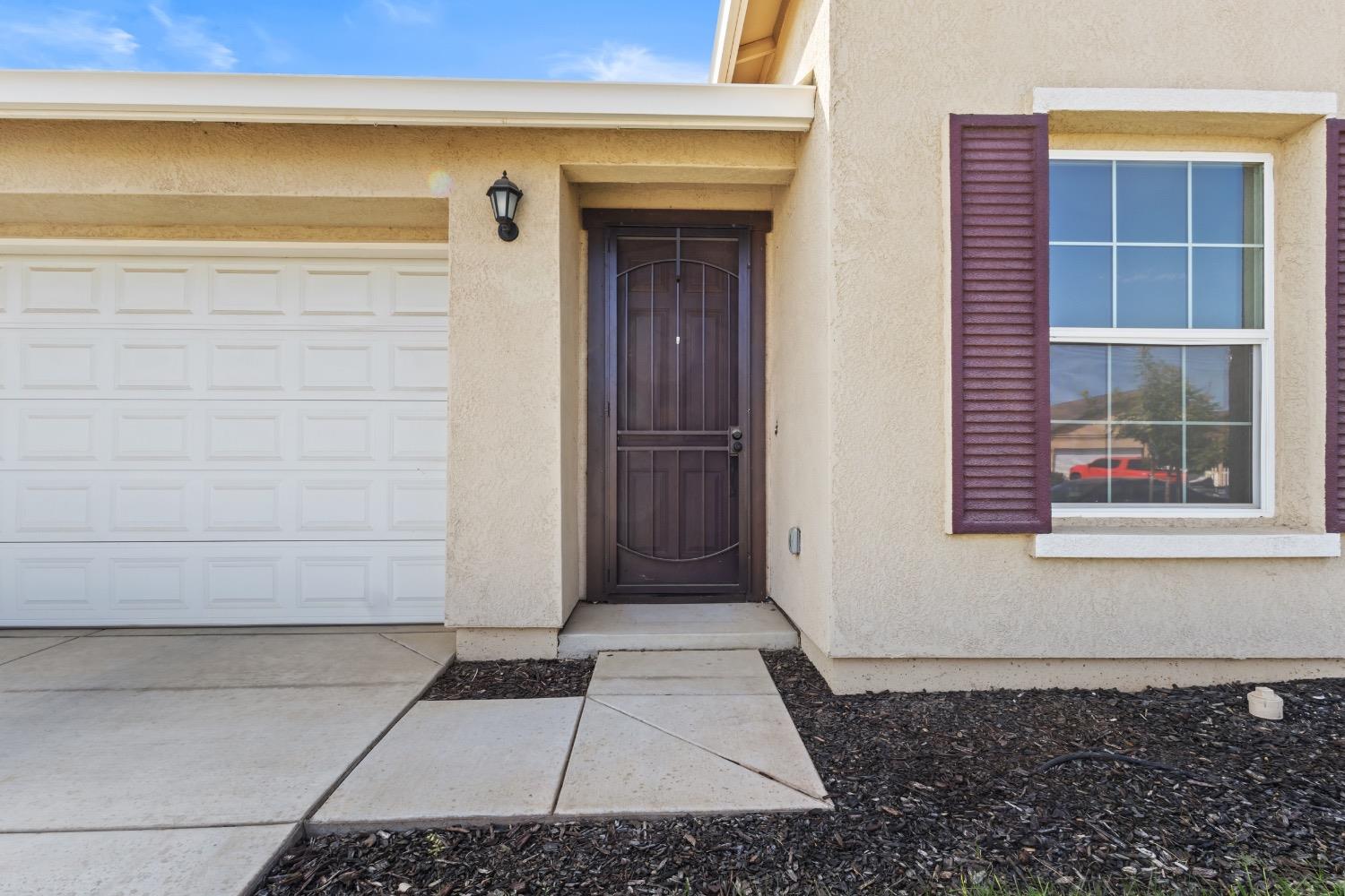 Detail Gallery Image 5 of 32 For 1478 Woodbury Ct, Merced,  CA 95348 - 3 Beds | 2 Baths