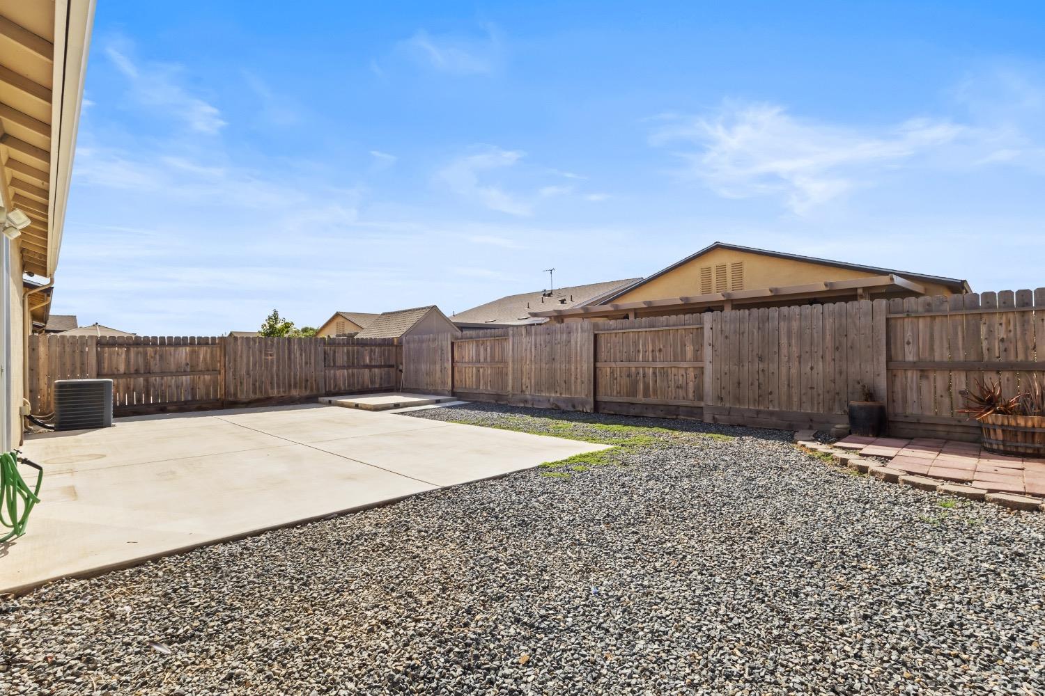 Detail Gallery Image 31 of 32 For 1478 Woodbury Ct, Merced,  CA 95348 - 3 Beds | 2 Baths