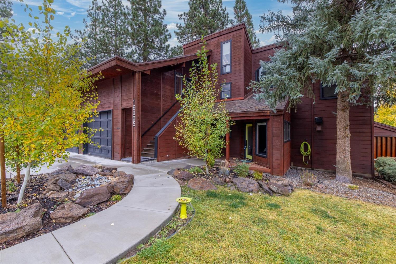 Detail Gallery Image 28 of 32 For 16005 Canterbury Ln, Truckee,  CA 96161 - 4 Beds | 3 Baths