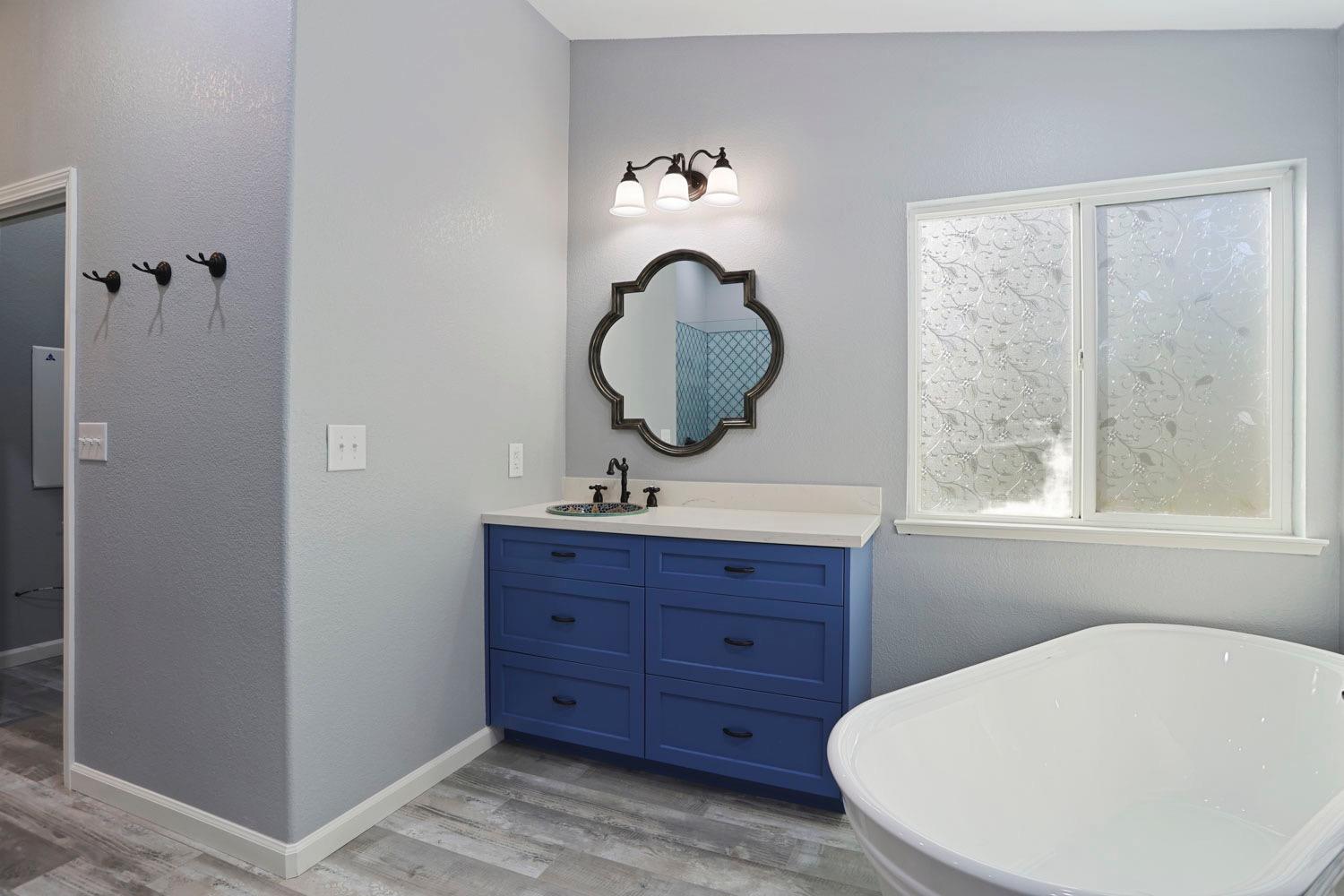 Detail Gallery Image 16 of 22 For 6221 Crestview Cir, Stockton,  CA 95219 - 4 Beds | 2/1 Baths