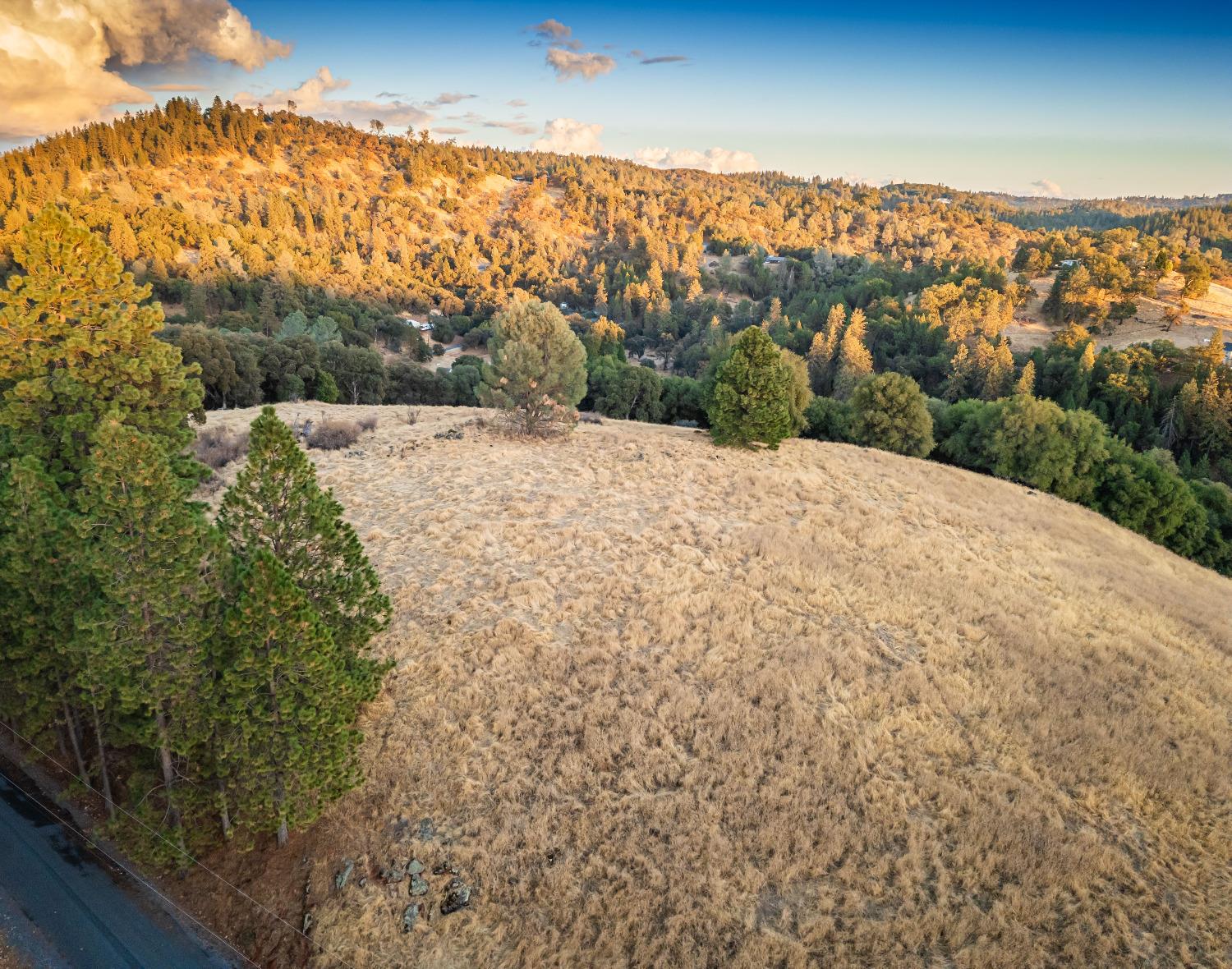 Peyton Pl, Grass Valley, California image 30