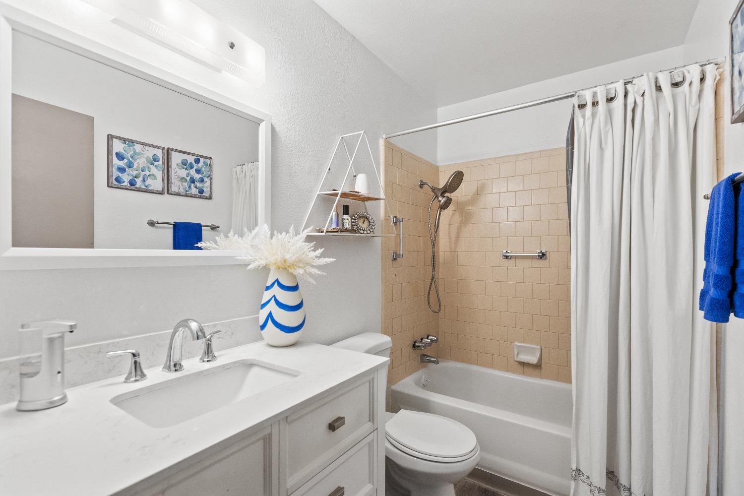 Detail Gallery Image 12 of 46 For 6415 Plymouth Rd #1804,  Stockton,  CA 95207 - 2 Beds | 1 Baths