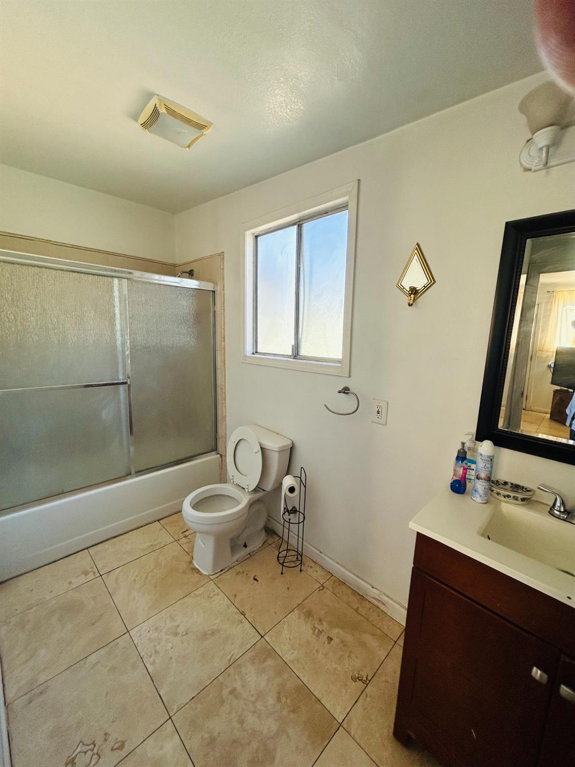 Detail Gallery Image 15 of 25 For 2623 Home St, Stockton,  CA 95205 - 3 Beds | 2 Baths