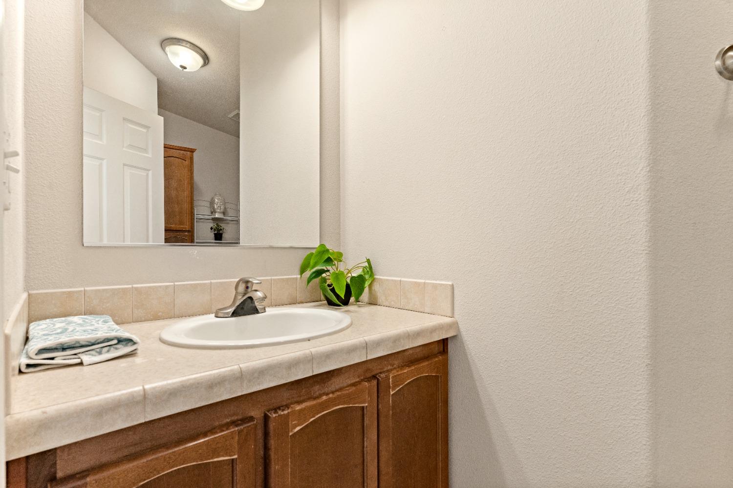 Detail Gallery Image 23 of 44 For 12696 Newtown Rd, Nevada City,  CA 95959 - 4 Beds | 2/1 Baths