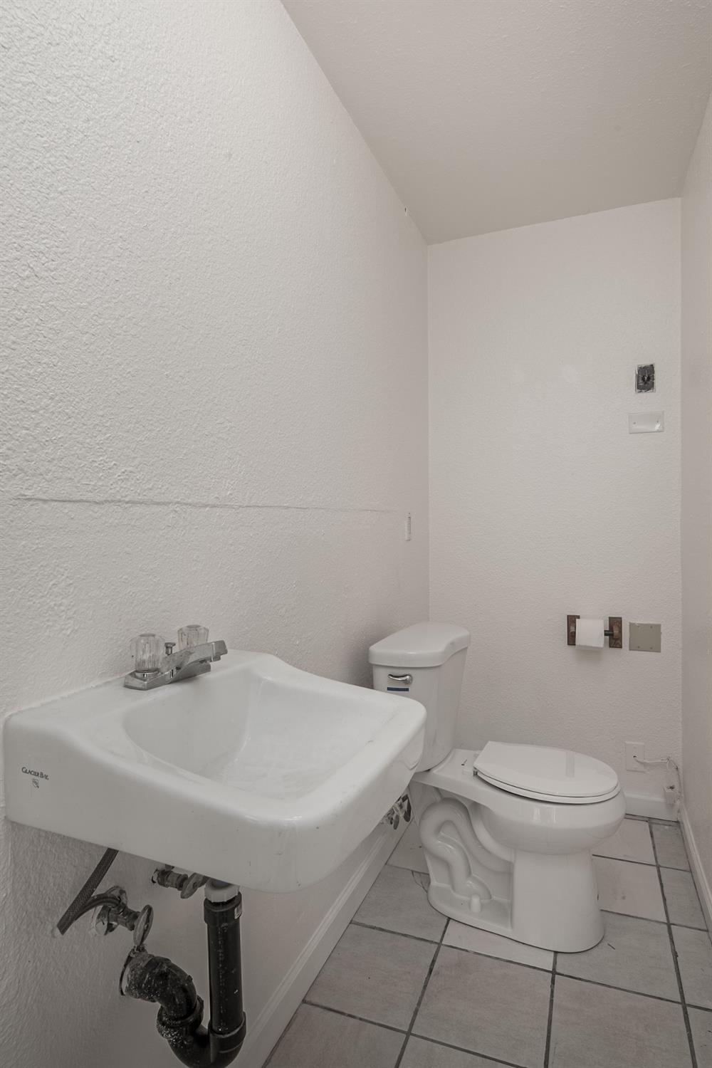 Detail Gallery Image 14 of 33 For 7746 Lorraine Ave #205,  Stockton,  CA 95210 - – Beds | – Baths