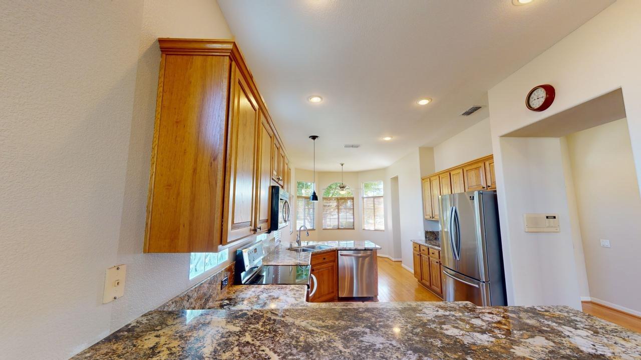 Detail Gallery Image 17 of 49 For 300 Comstock Ct, Roseville,  CA 95747 - 2 Beds | 2 Baths